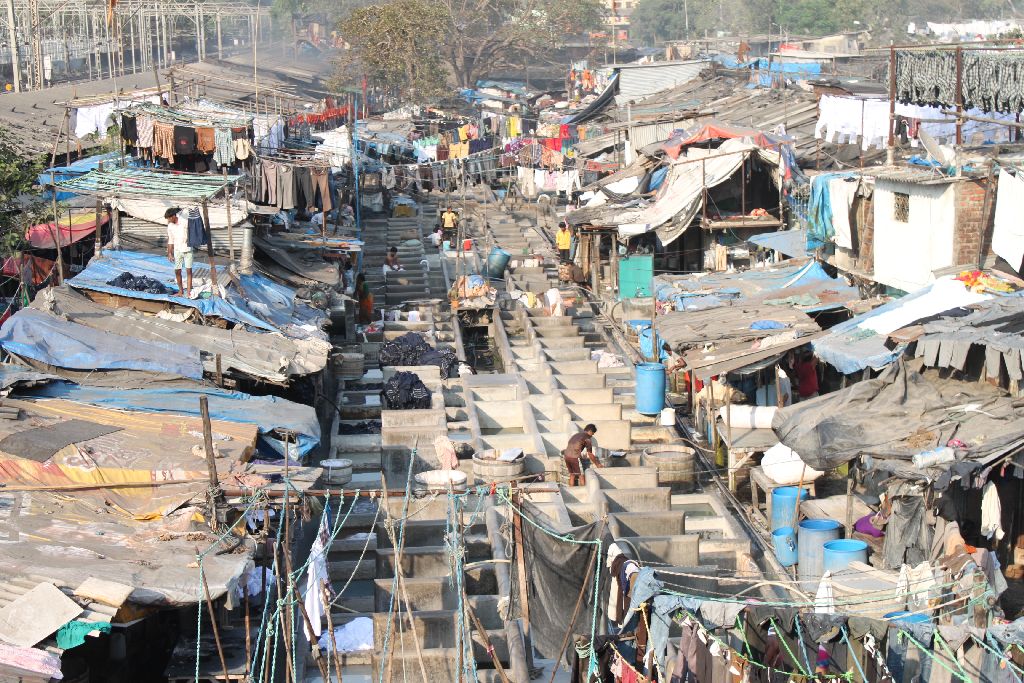 IMG_3350_slumlaundry1_rs IMG_3350_slumlaundry1_rs
