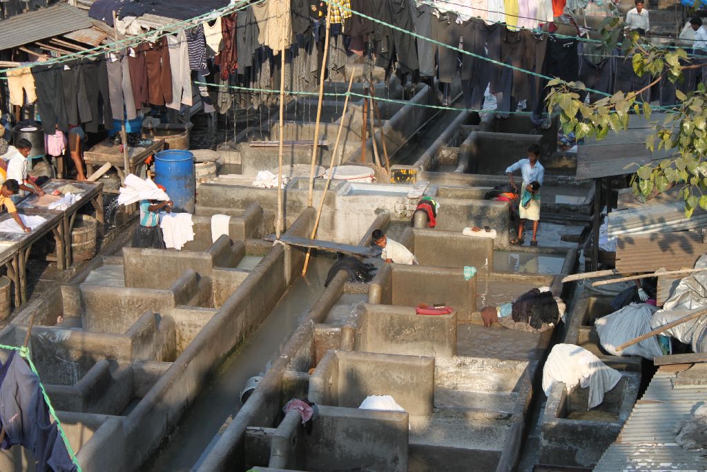 IMG_3356_slumlaundry2_rs IMG_3356_slumlaundry2_rs
